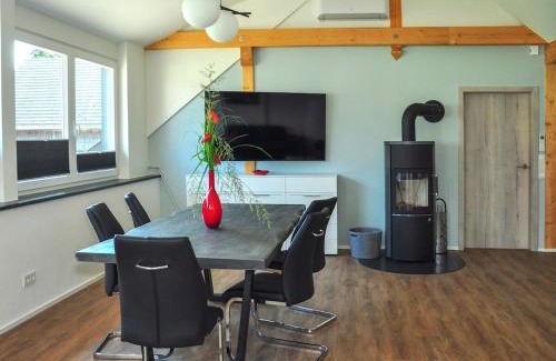 Grossdubrau House | Ferienwohnung Zum Leuchtturm