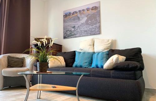 Itzehoe Apartment | Ferienwohnungen Arp "2O" mit Garten und Parkplatz