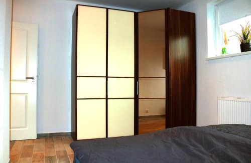 Itzehoe Apartment | Ferienwohnungen Arp "2O" mit Garten und Parkplatz