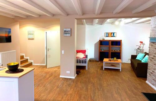 Itzehoe Apartment | Ferienwohnungen Arp "Beach House" mit Terrasse und Parkplatz