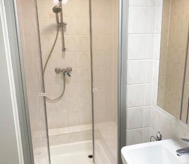 Mainz-Bingen Apartment | Ferienwohnungen Haus Gisela - Unterkunft Schlossberg
