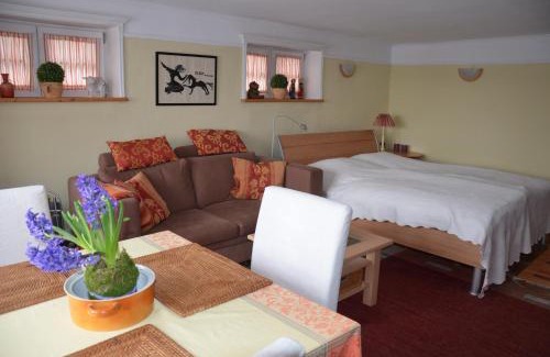 Ploen Apartment | Ferienwohnungen Himmelsstübchen und Gartenstübchen
