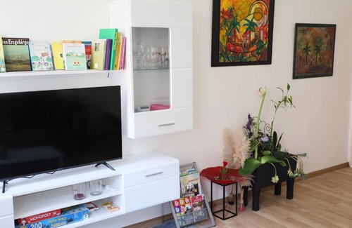 Sonnenberg Apartment | Ferienwohnungen in der Kunstgalerie Charlie und Jenny