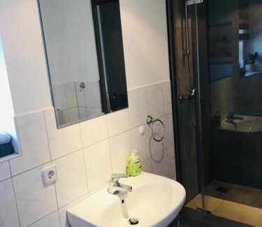 Kahnsdorf Apartment | Ferienwohnungen in Kahnsdorf - Hainer See - südlich von Leipzig - in ruhiger Lage