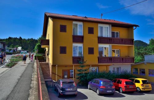 Seelach Apartment | Ferienwohnungen Irmgard Mori