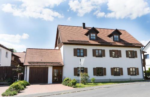 Neualbenreuth Apartment | Ferienwohnungen Köhler