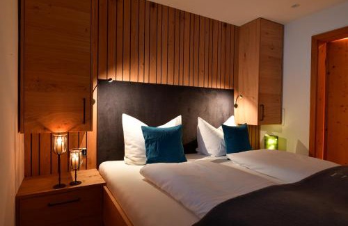 Mittelberg Apartment | Ferienwohnungen Kohler komplett neu renoviert E-Ladestaion kostenlos