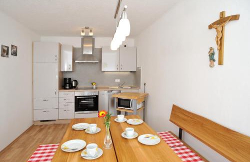 Riedenburg Apartment | Ferienwohnungen Lindlhof