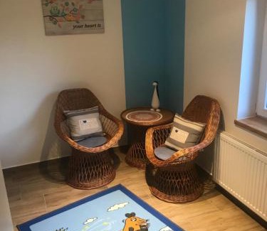 Lembruch Apartment | Ferienwohnungen Möwe
