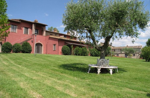 Magione Apartment | Feritoie Apartment