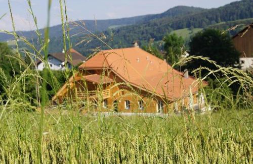 Clos du Doubs Apartment | Ferme D Alma