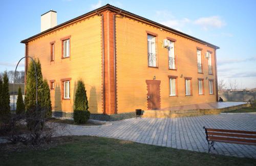 Velyka Omeliana Hotel | Fermerska Hata