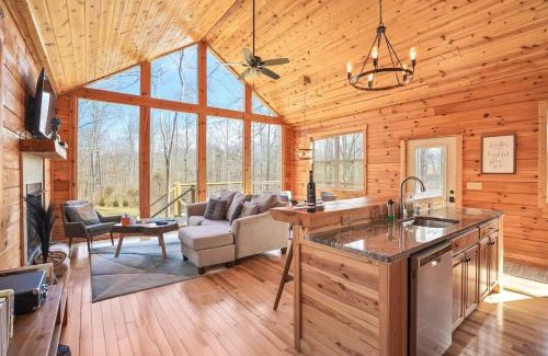McArthur House | Fern Haven A modern take on Hocking Hills cabins