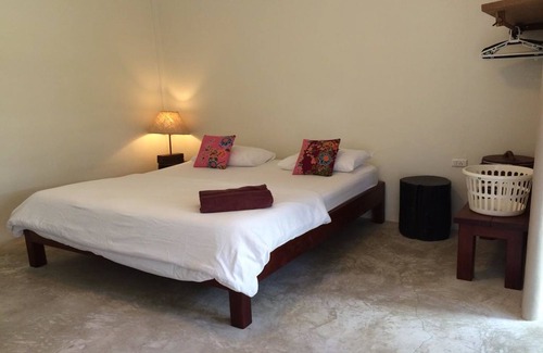 Chalong House | Fern House Retreat