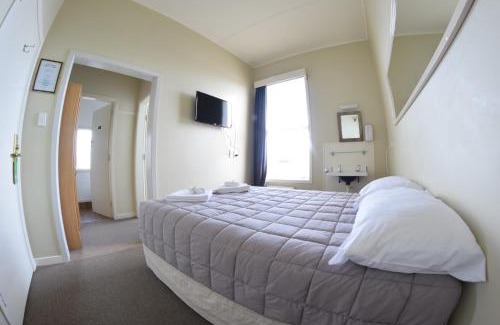 Inglewood Hotel | Fernlodge Inglewood