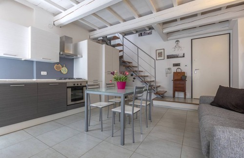 Ferrara Apartment | Ferrara Center Bi-level Beauty Apartment