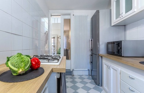 Ferrara Apartment | Ferrara Duplex Terrace Apartment x4
