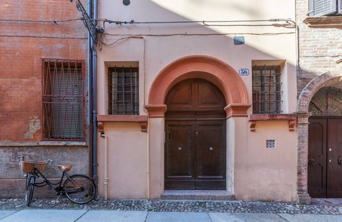 Ferrara Apartment | Ferrara Duplex Terrace Apartment x4
