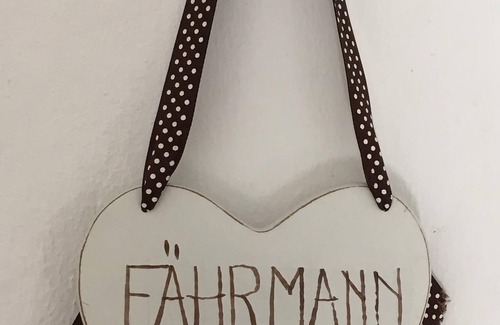 Reil House | Ferryman Suite - Moselle Quarter