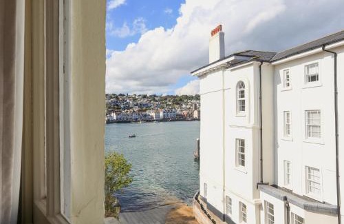 Dartmouth House | Ferrystone