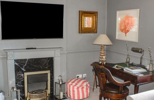 Dartmouth House | Ferrystone