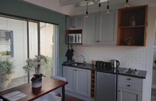 Bloemfontein Apartment | Fevertree cottage