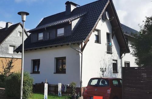 Diemelsee Apartment | FeWo Albrecht direkt am Diemelsteig