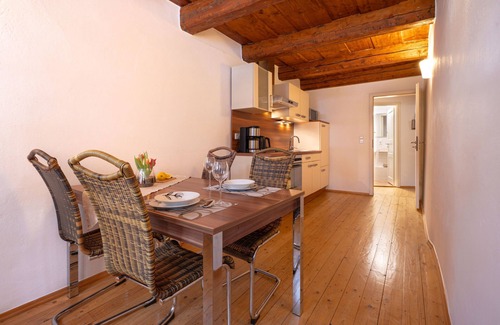Altstadt Apartment | Fewo Altstadtbrücke - Altstadthaus/ferienwohnungen Görlitz