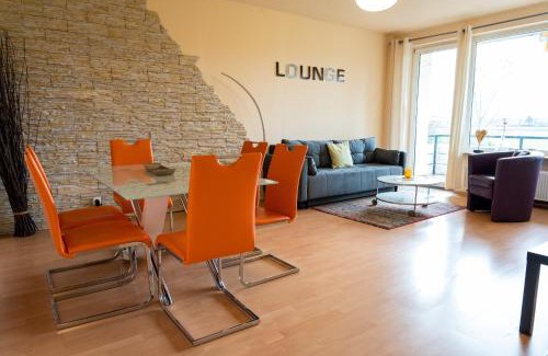 Sandershausen Apartment | Fewo Art City-Studio Kassel 7, groß, modern, citynah, kostenfreie Parkplätze, Süd-Balkon, ruhig, Herkulesblick, voll ausgestattet