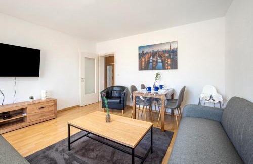 Quickborn Apartment | Fewo Danzig 2