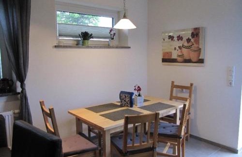 Sahrensdorf Apartment | Fewo "Dr Klöbner"