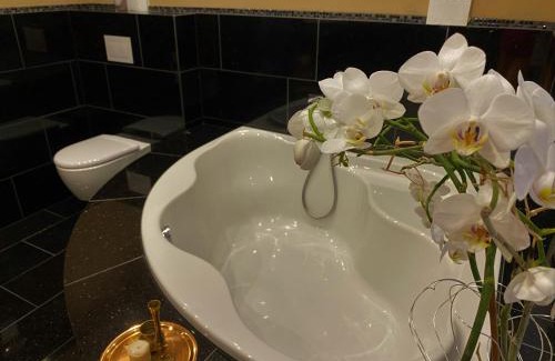Bleiwasche Apartment | FeWo Herbst in der Villa Waldrand mit Luxus Bad