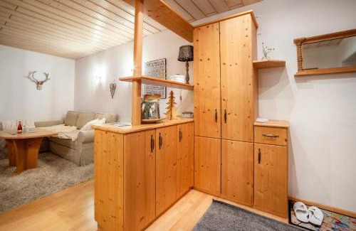 Urspring Apartment | Fewo in Urspring am Lechstausee