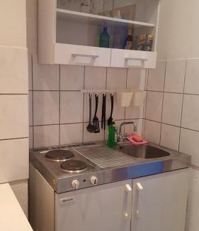 Weissenfels Apartment | FeWo Nina - Monteurwohnung