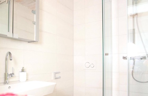 Riezlern Apartment | FEWO summit happiness / 3 bedrooms / shower, toilet - Landhaus Bromm