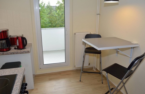 Vogelsang Apartment | FEWO with green areas, balcony, parking spaces, conveniently located, quieter than you think
