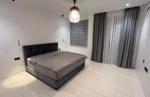 Kampung Tambak Bunga House | FF9 HOMESTAY