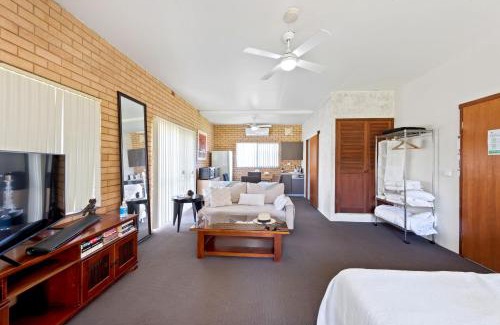 Port Macquarie Apartment | Fi's Beach House