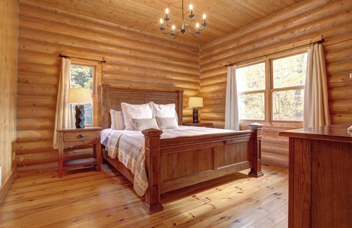 Mille-Isles Ski Chalet | Fiddler Lake Resort Chalet 47 Stag