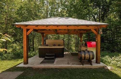 Fiddler Lake Resort Ski Chalet | Fiddler Lake Resort Chalet 14 Ours