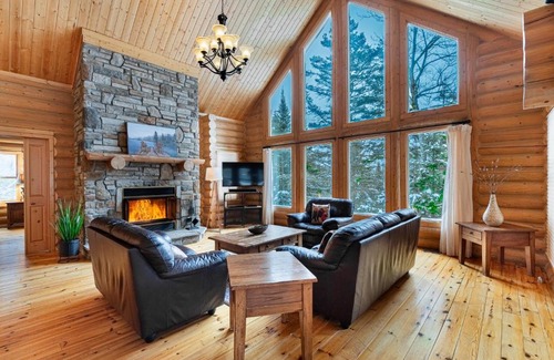 Fiddler Lake Resort Ski Chalet | Fiddler Lake Resort Chalet 30 Deer