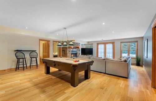 Fiddler Lake Resort Ski Chalet | Fiddler Lake Resort Chalet 48 Deer