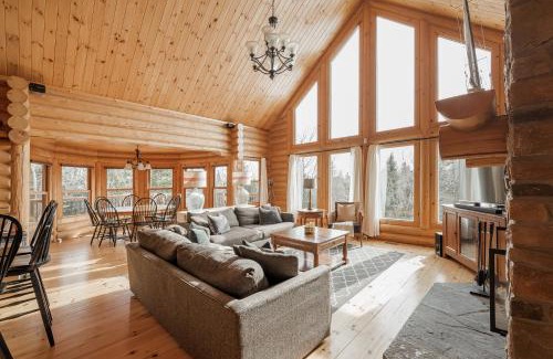 Fiddler Lake Resort Ski Chalet | Fiddler Lake Resort Chalet 84 Deer