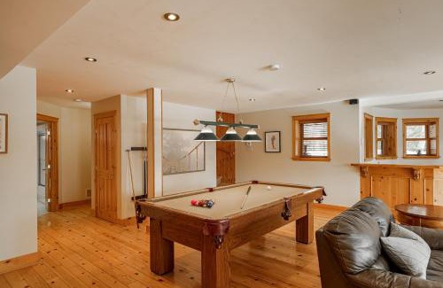 Fiddler Lake Resort Ski Chalet | Fiddler Lake Resort Chalet 84 Deer
