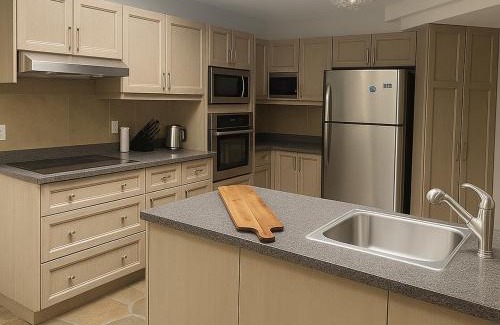 Quinte West House | Fieldstone & Sky