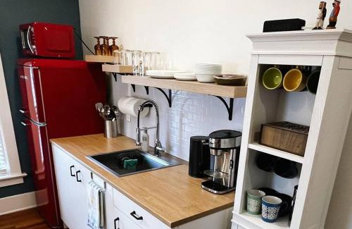 Sandusky Apartment | Fiesinger House - Private 3-bd Unit in Historic Home, Downtown Sandusky