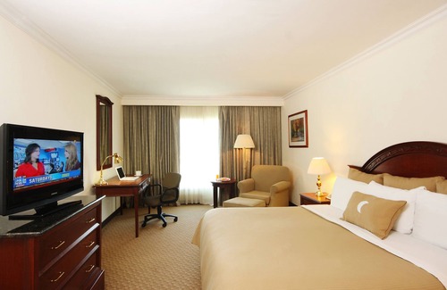 Nuevo Laredo Hotel | Fiesta Inn Express Nuevo Laredo