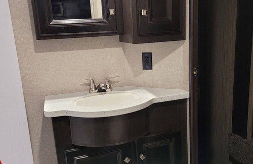 Buckeye House | Fifth wheel/Toy hauler