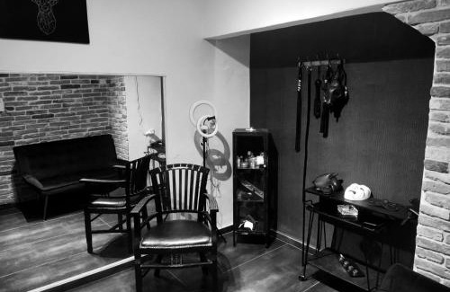 Nesher Apartment | Fifty Shapes