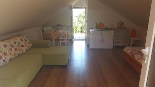 Ulcinj Cabin | Fig Tree House